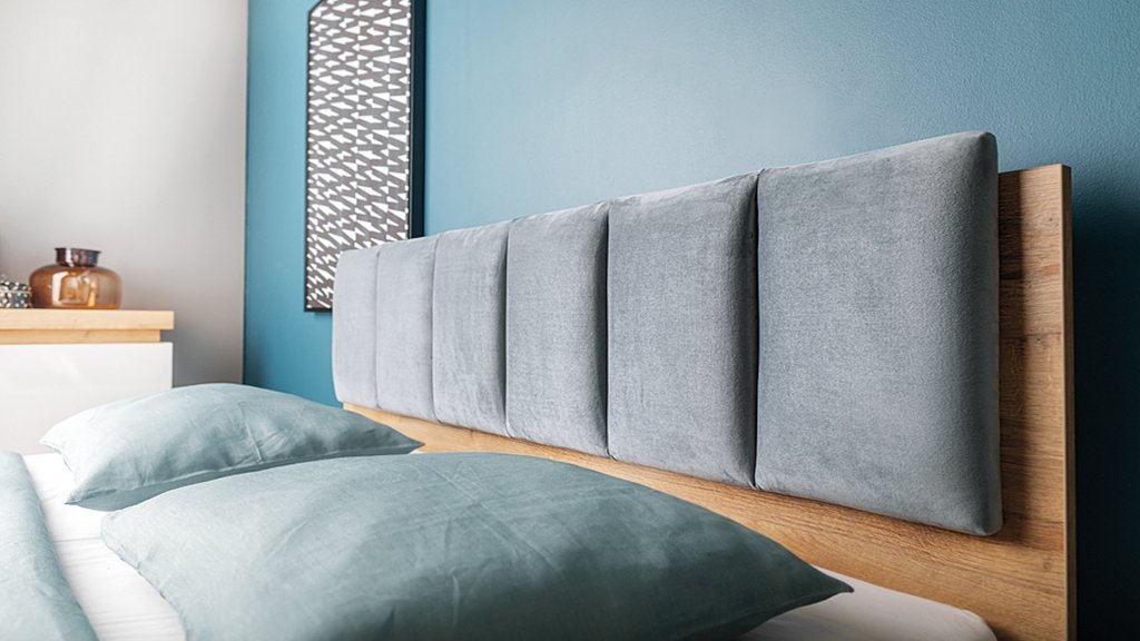 Łóżko z tapicerowanym wezgłowiem Lyon Łóżko z tapicerowanym wezgłowiem Lyon